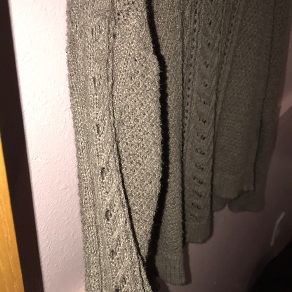 Oversized Sweater - Picture 5 of 5